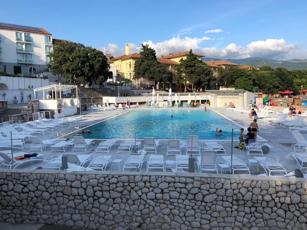 Apartament Ruza